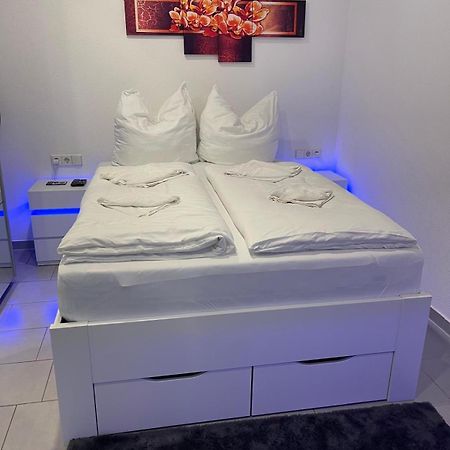 Apisha Apartement Kirchheim unter Teck Bagian luar foto